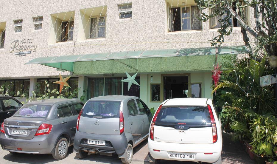 Hotel Regency Thiruvananthapuram Esterno foto