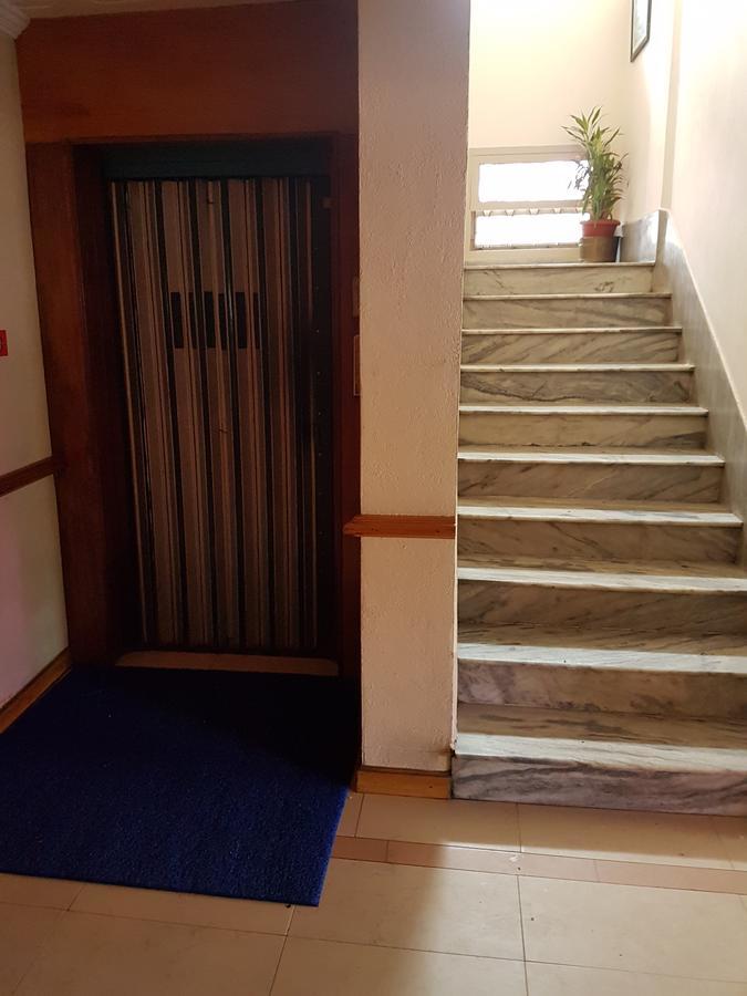 Hotel Regency Thiruvananthapuram Esterno foto